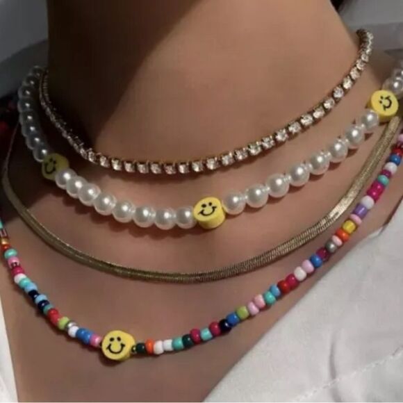 NWT - Multi-layer Smiley Pearl Rainbow Choker Acrylic Colorful Beads 4 Necklaces - Picture 4 of 8